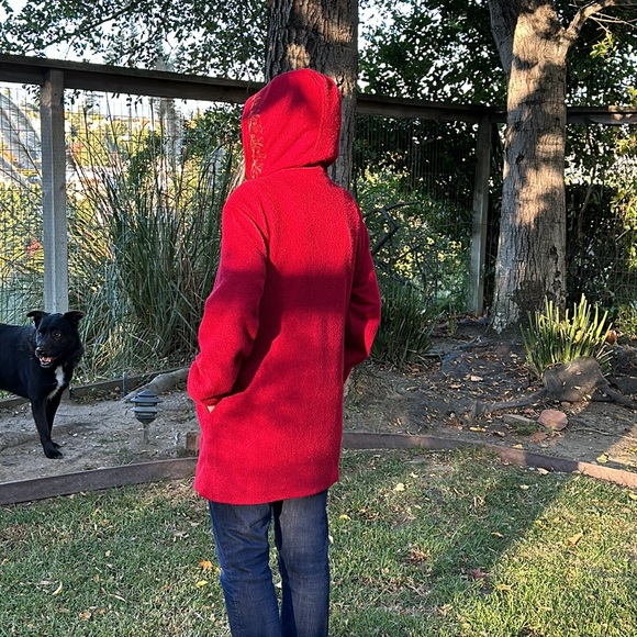 MFABoston Coat - Picture 9 of 9